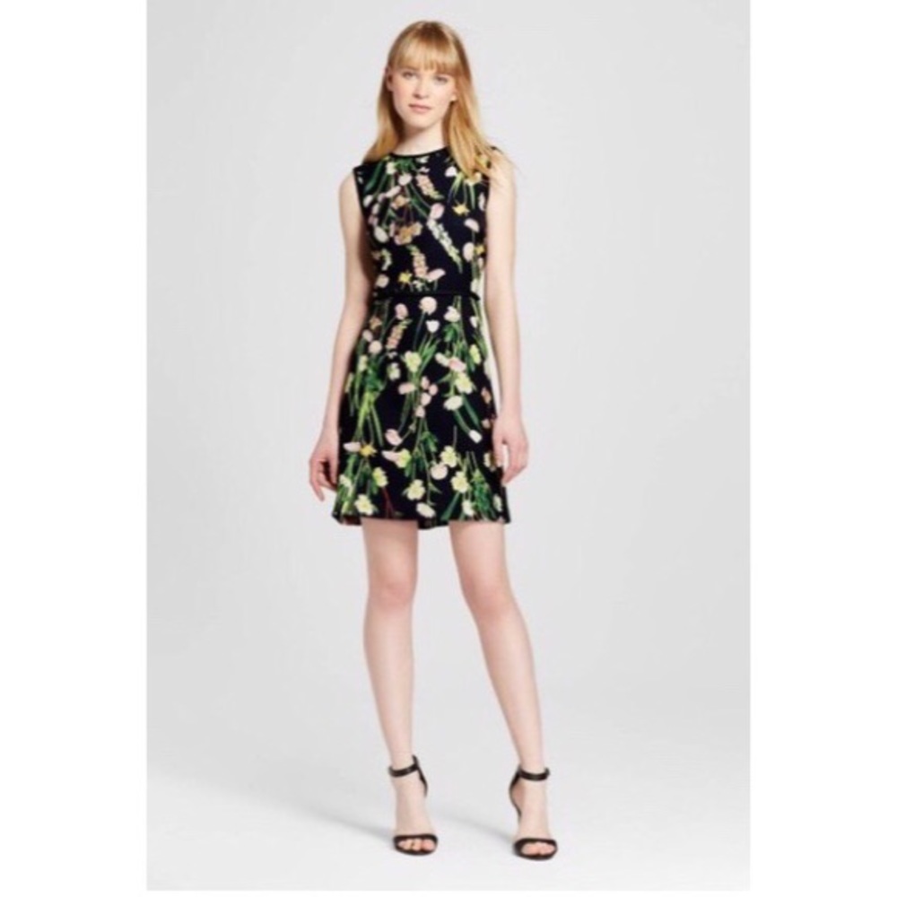 💐 Victoria Beckham Sleeveless Dress